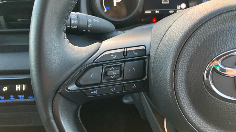 Toyota Yaris 1.5 Hybrid Design 5dr CVT Hybrid Hatchback